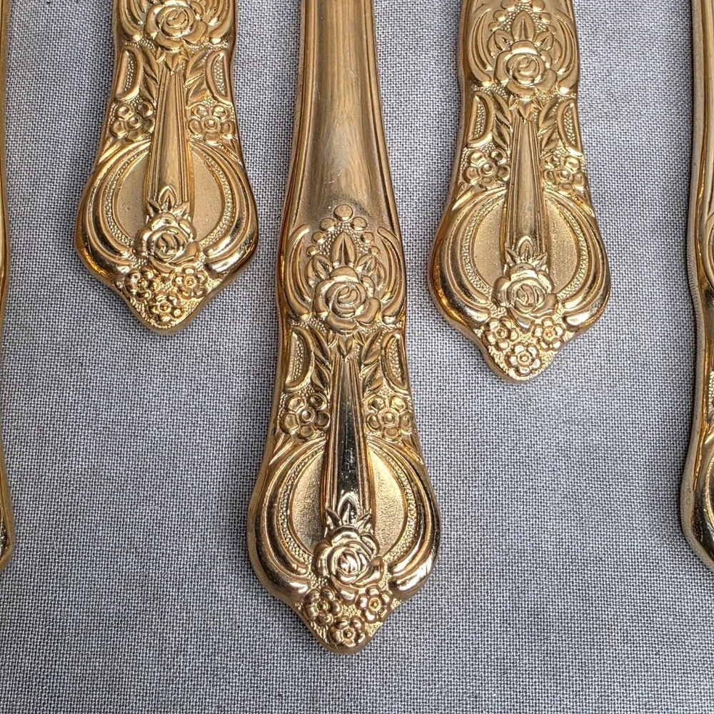 (X8) Hanford Forge Princeton Gold Electroplate Dinner Knives 8.5